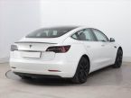 Tesla Model 3 - fotka číslo 4