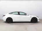 Tesla Model 3 - fotka číslo 5