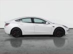 Tesla Model 3 - fotka číslo 5