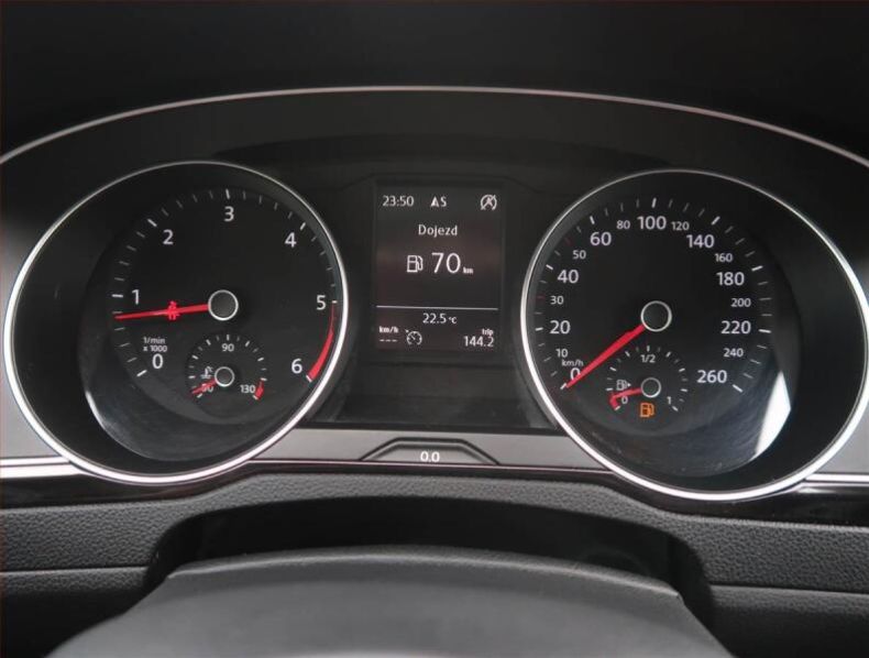 Volkswagen Passat - hlavní fotka