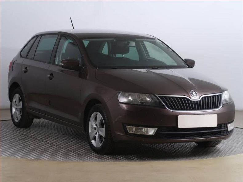 Škoda Rapid - hlavní foto