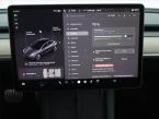Tesla Model 3 - fotka číslo 10
