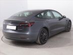 Tesla Model 3 - fotka číslo 4
