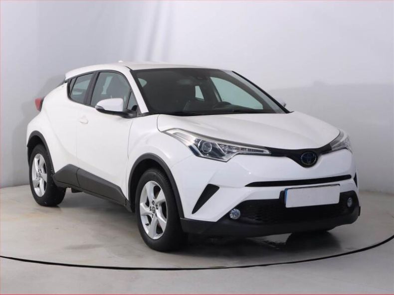 Toyota C-HR - hlavní foto