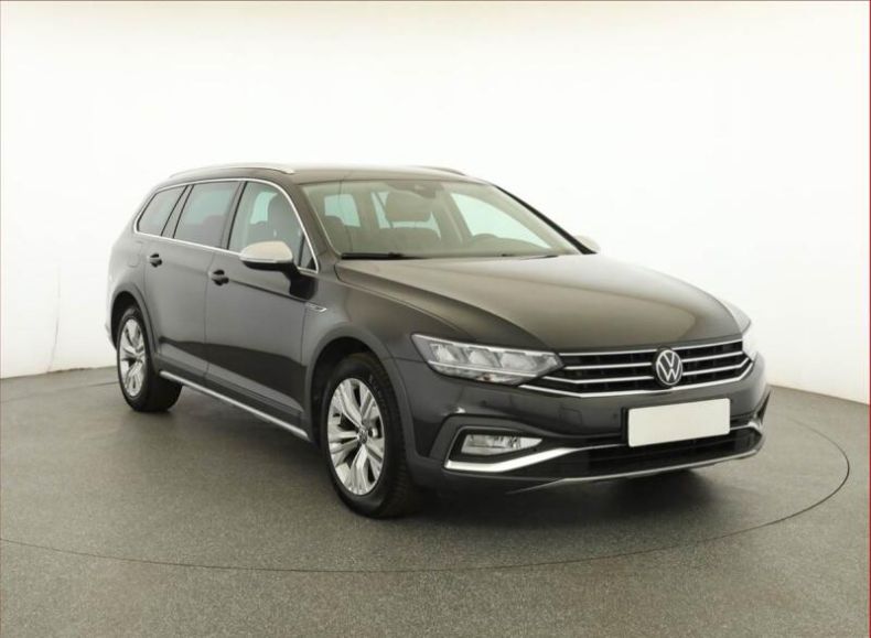 Volkswagen Passat - hlavní foto