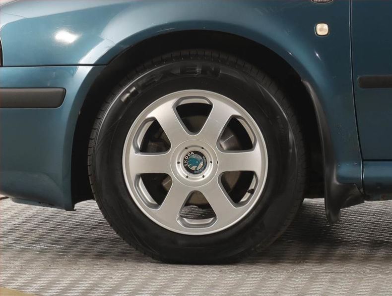 Škoda Octavia - hlavní fotka