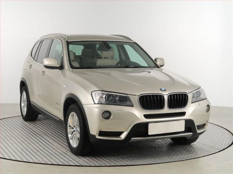 BMW X3 - hlavní foto