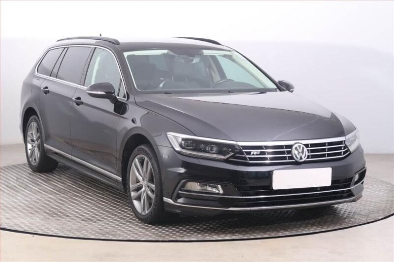 Volkswagen Passat - hlavní fotka inzerátu