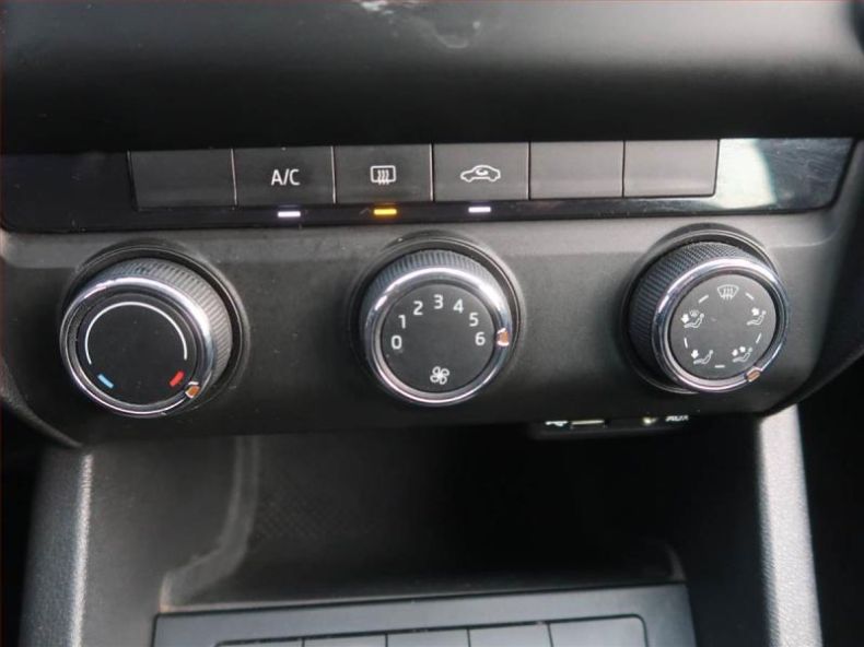 Škoda Octavia - hlavní fotka