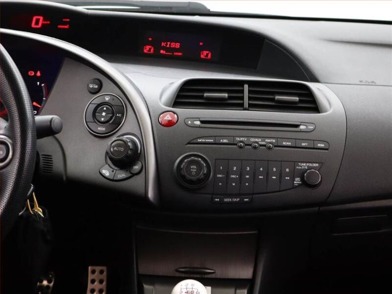 Honda Civic - hlavní fotka