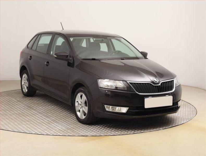 Škoda Rapid - hlavní foto