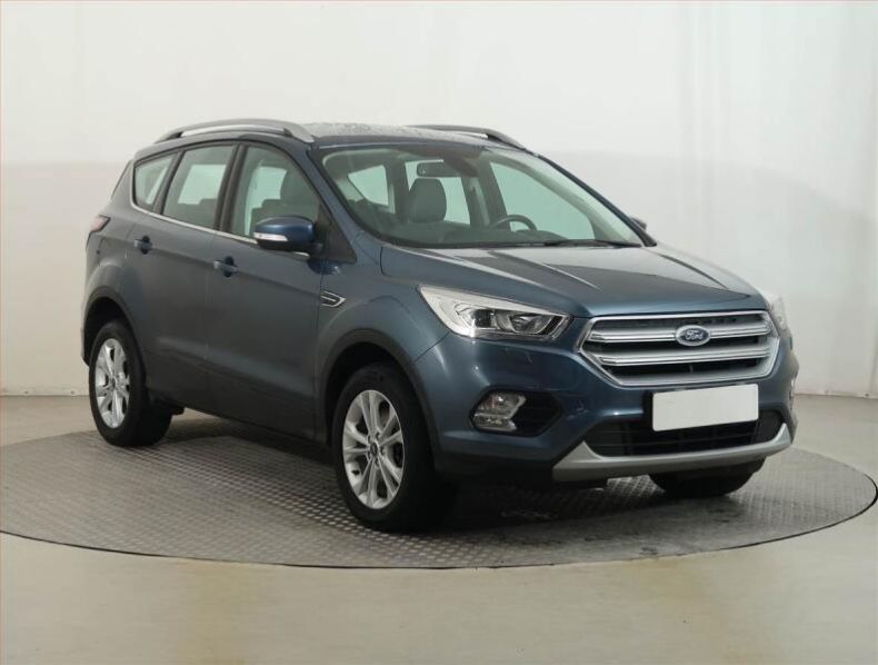 Ford Kuga - hlavní foto