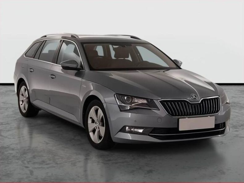 Škoda Superb - hlavní foto