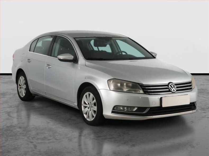 Volkswagen Passat - hlavní foto