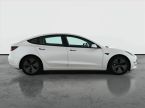 Tesla Model 3 - fotka číslo 5