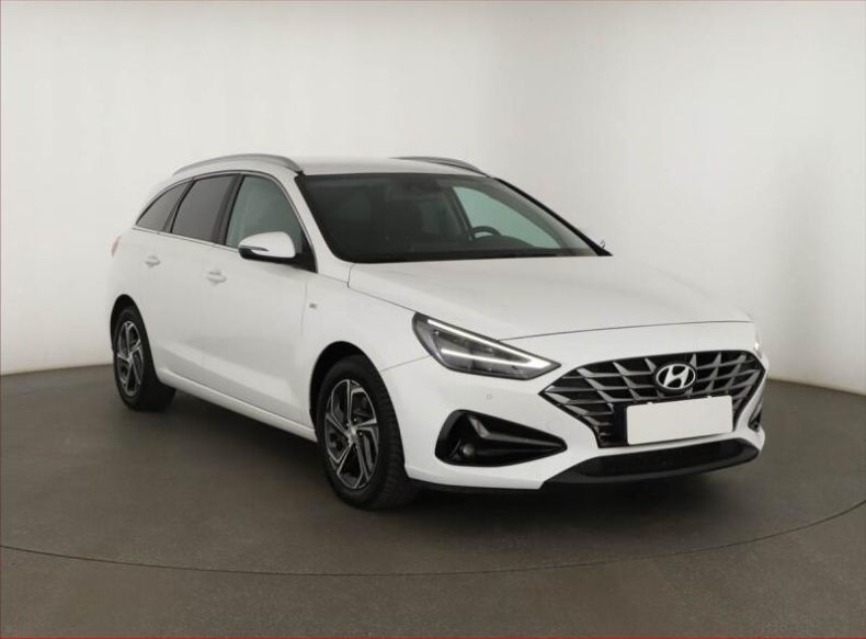 Hyundai i30 - hlavní fotka