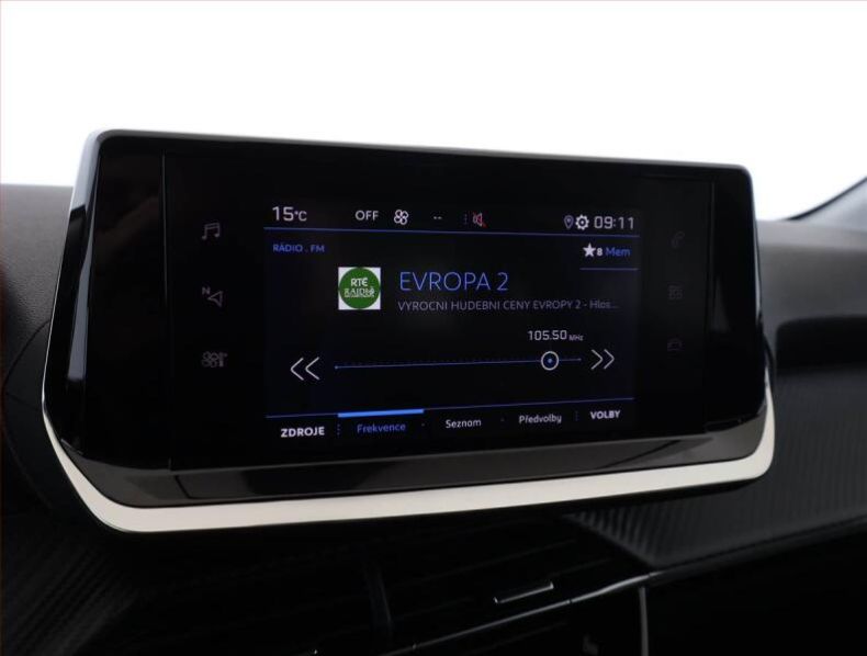 Peugeot 208 - hlavní fotka