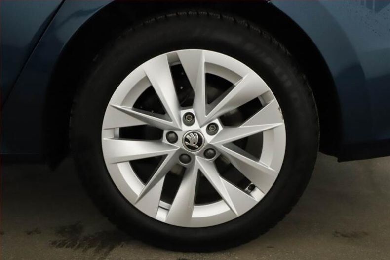 Škoda Octavia - hlavní fotka