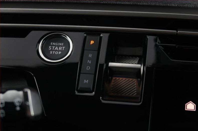 Peugeot 5008 - hlavní fotka
