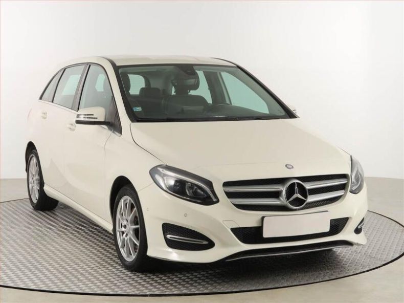 Mercedes Třída B - hlavní foto