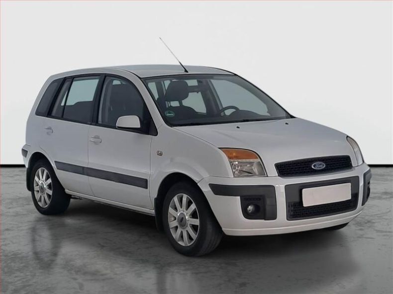 Ford Fusion - hlavní foto