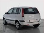 Ford Fusion - fotka číslo 3