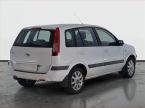 Ford Fusion - fotka číslo 4
