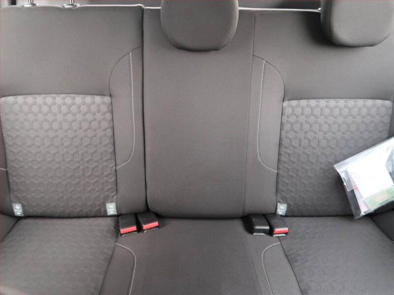 Dacia Logan - hlavní fotka