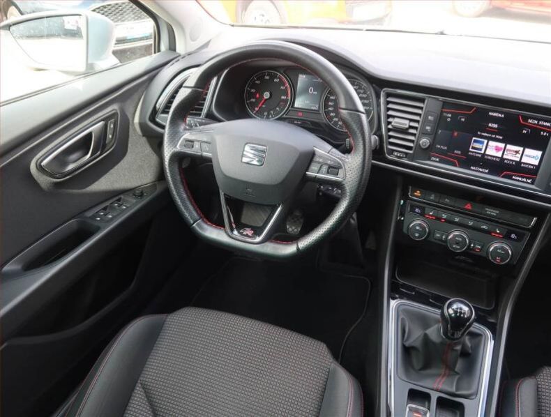 Seat Leon - hlavní foto