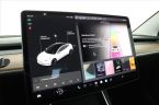 Tesla Model 3 - fotka číslo 8
