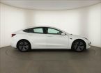 Tesla Model 3 - fotka číslo 5