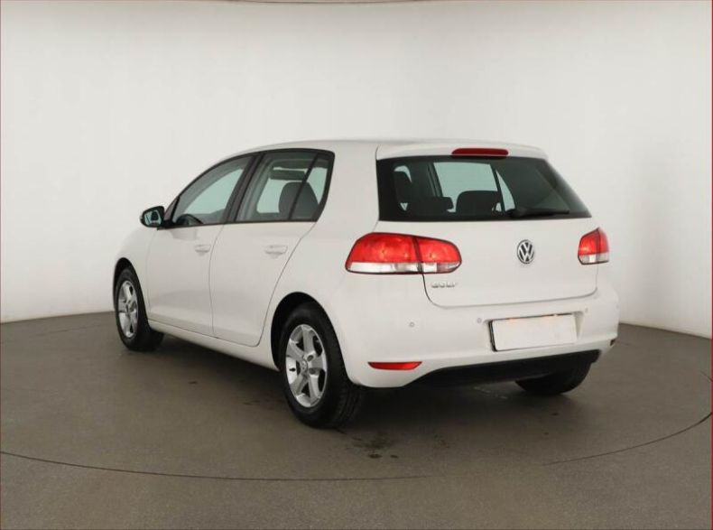 Volkswagen Golf - hlavní fotka