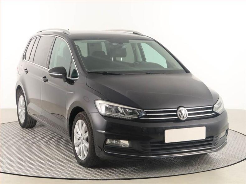 Volkswagen Touran - hlavní fotka