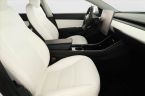 Tesla Model 3 - fotka číslo 6