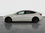 Tesla Model 3 - fotka číslo 2
