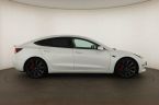 Tesla Model 3 - fotka číslo 5