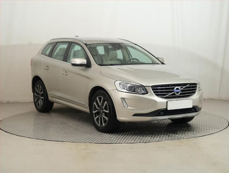 Volvo XC60 - hlavní foto