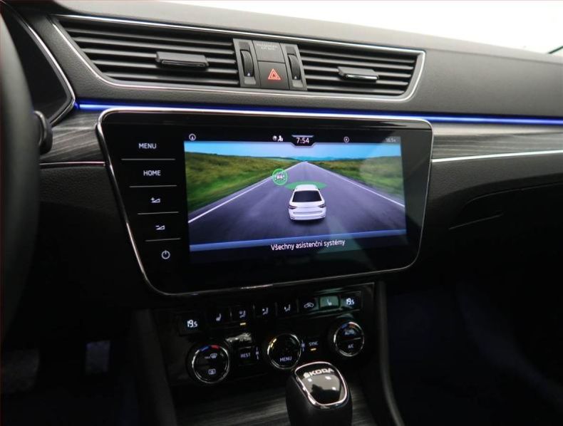 Škoda Superb - hlavní fotka