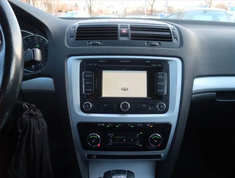 Škoda Octavia - hlavní fotka