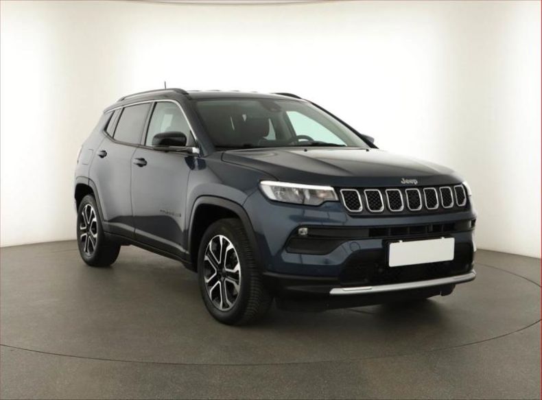 Jeep Compass - hlavní foto