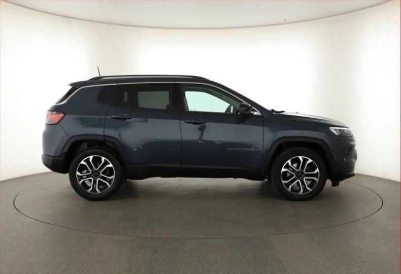 Jeep Compass - hlavní fotka