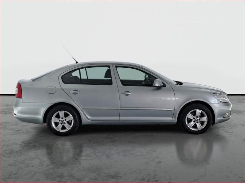 Škoda Octavia - hlavní fotka