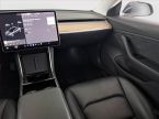 Tesla Model 3 - fotka číslo 7