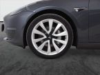 Tesla Model 3 - fotka číslo 14