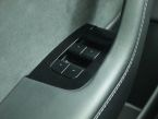 Tesla Model 3 - fotka číslo 15