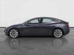 Tesla Model 3 - fotka číslo 2