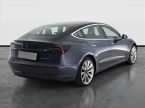 Tesla Model 3 - fotka číslo 4