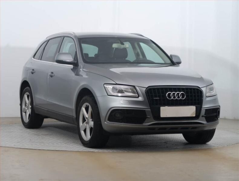 Audi Q5 - hlavní foto