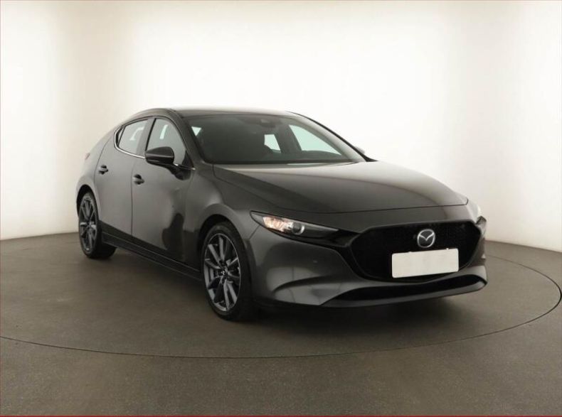 Mazda 3 - hlavní foto