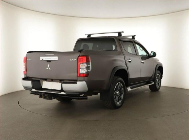 Mitsubishi L200 - hlavní fotka